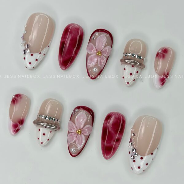 Bordeaux Flora press-on nails by Jess Nailbox