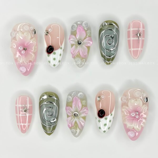 Botanical Coquette press-on nails by Jess Nailbox