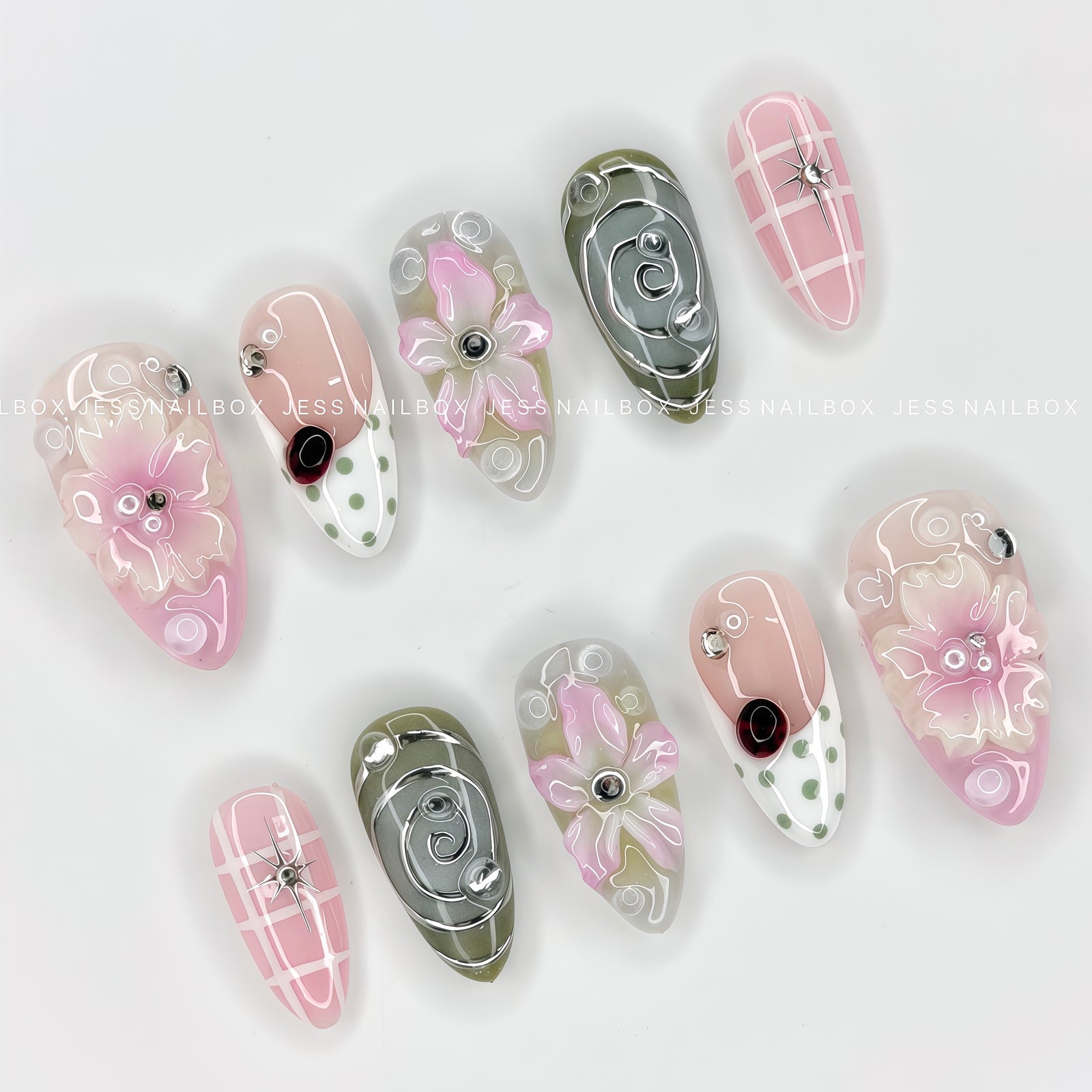 Botanical Coquette press-on nails by Jess Nailbox