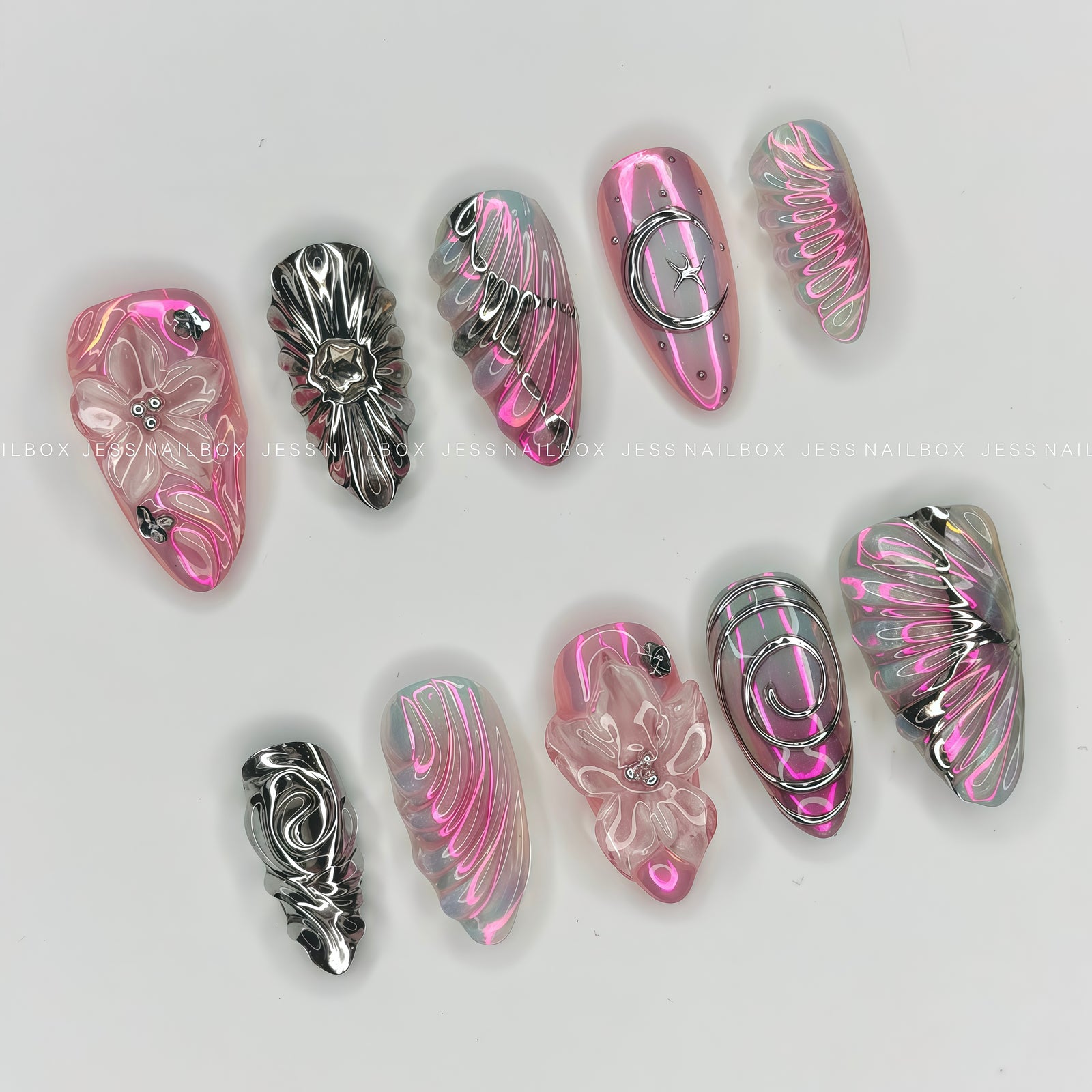 Celestial Flora press-on nails by Jess Nailbox